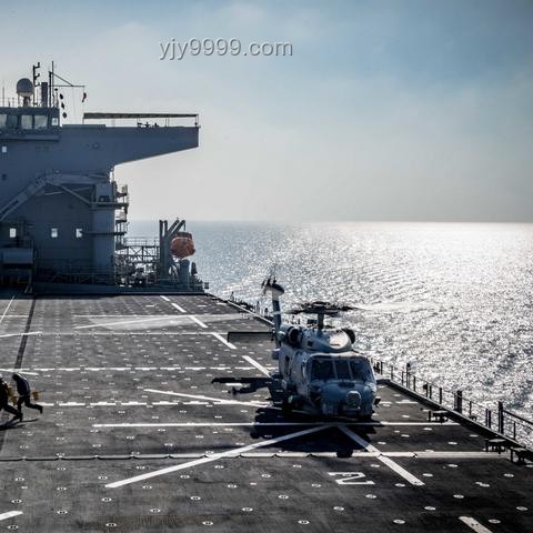 美国现役海军陆战队高度戒备背后的战略考量
